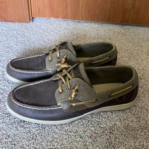 Hardly worn, women’s Sperry’s, size 8.5